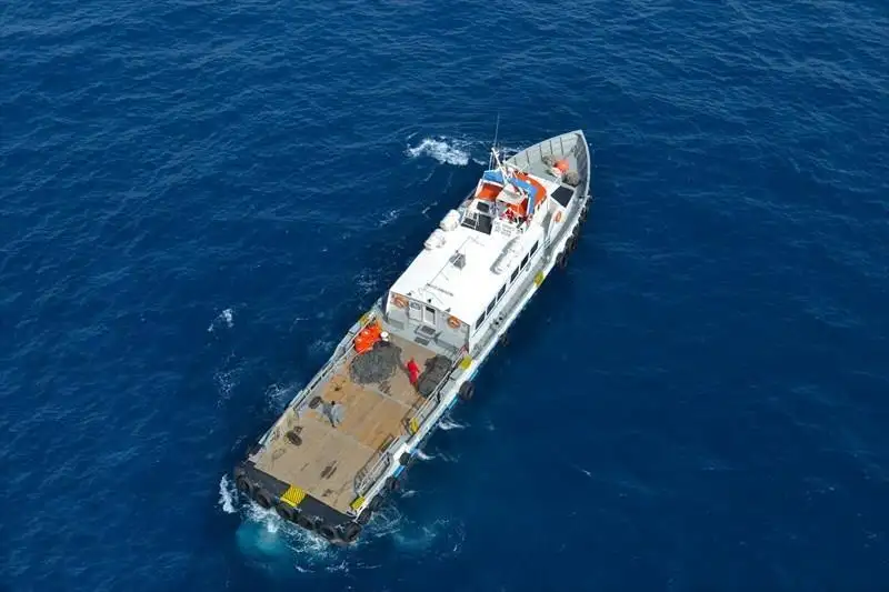 Forsyningsskip til salgs