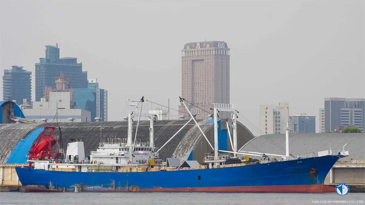 Kjøleskip til salgs