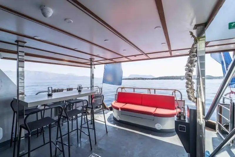 Motorfartøy til salgs