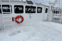 Mannskapsbåt til salgs