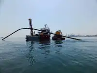 Arbeidsbåter til salgs