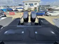 Stiv oppblåsbar båt til salgs