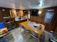 Containerskip til salgs